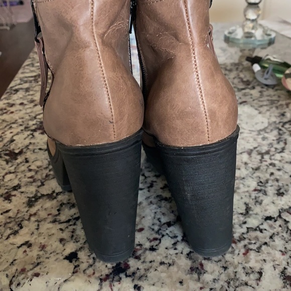 Bootie heels - Picture 6 of 7